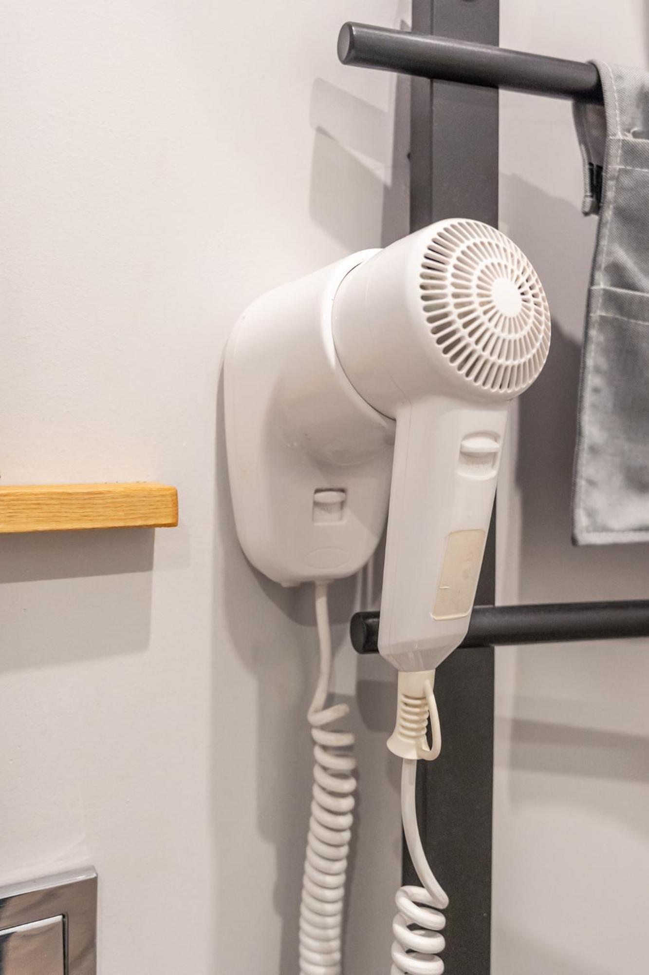 Baltic Design Apartments With Free Parking And Self Check In Riga Quarto foto